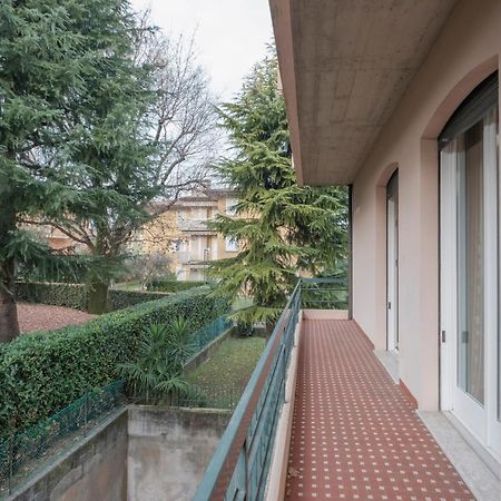 Aura Home Sirmione - 2 Bedrooms Apartment Экстерьер фото