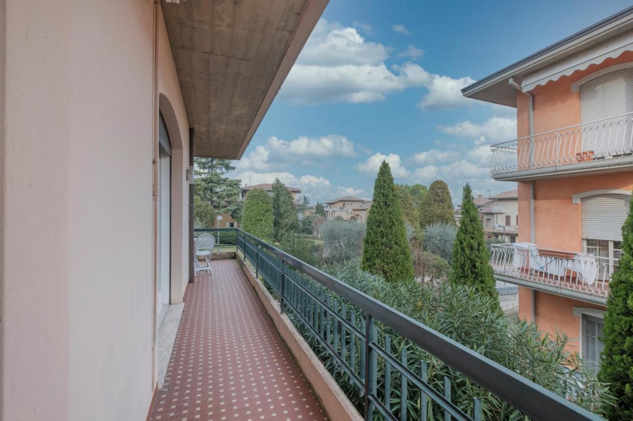 Aura Home Sirmione - 2 Bedrooms Apartment Экстерьер фото